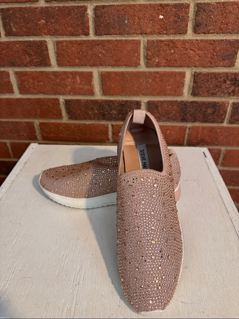 Steve Madden Jumping-R/JumpSlip-On Knit Sneakers in Rose Gold BLING